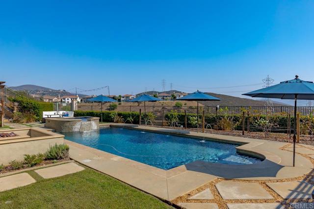 Detail Gallery Image 32 of 33 For 897 Genoa Way, San Marcos,  CA 92078 - 5 Beds | 4/1 Baths