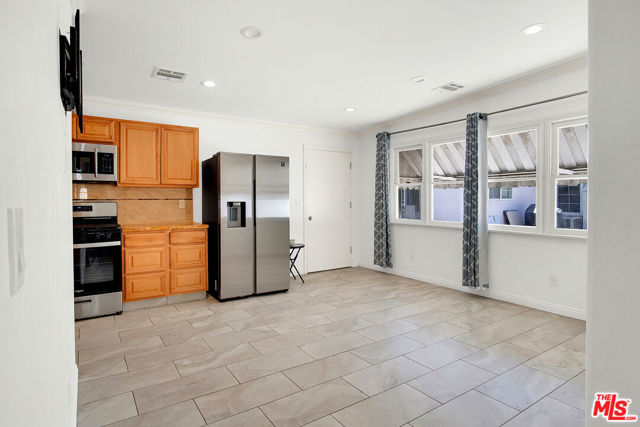 115 W Floral Avenue, Arcadia CA: https://media.crmls.org/mediaz/68b84786-10d0-4458-a392-7adafad3157a.jpg