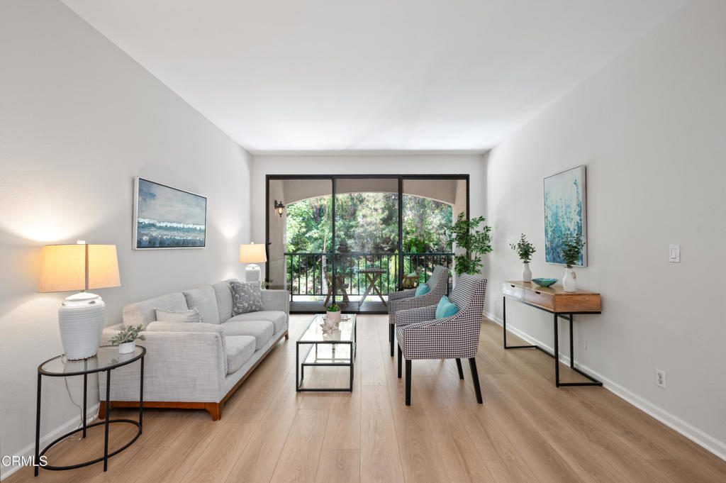 4200 Via Arbolada #207