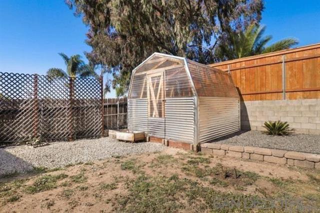 5442 San Onofre Ter, San Diego CA: https://media.crmls.org/mediaz/68b9039f-b129-4403-ad2b-64ed9938b912.jpg