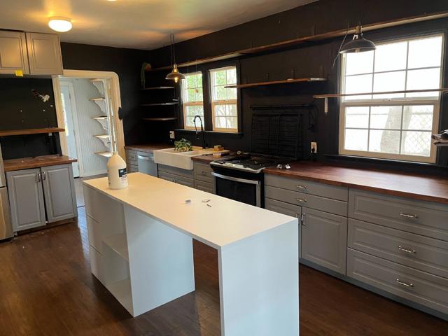 33 Roosevelt Street, Watsonville CA: https://media.crmls.org/mediaz/68b9419f-8e1c-4160-84c9-58e72361099e.jpg