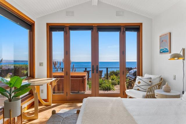 4790 Opal Cliff Drive, Santa Cruz CA: https://media.crmls.org/mediaz/68b9599f-f19c-4f68-8014-8ca4b5df8950.jpg