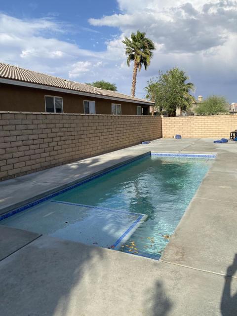 37411 Bosley, Indio CA: https://media.crmls.org/mediaz/68b96de8-f05b-410a-ba15-16b554b8d4ae.jpg