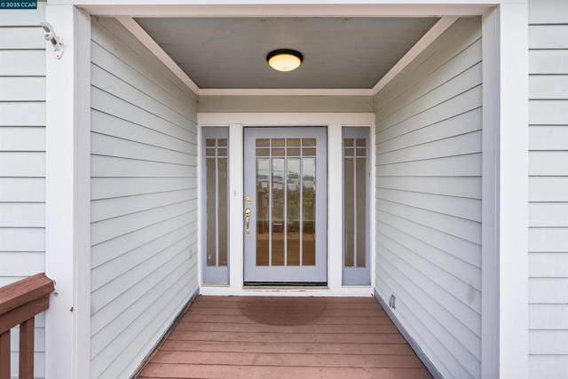 39 Anson Way, Kensington CA: https://media.crmls.org/mediaz/68ba4188-5f01-4ead-b046-a27b518e796f.jpg
