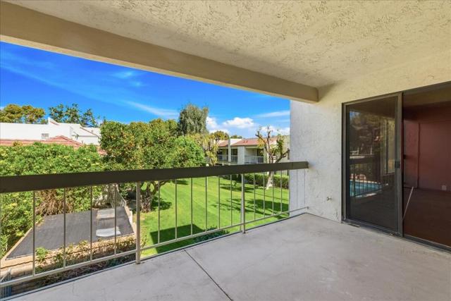 453 E Via Escuela #522, Palm Springs, CA 92262