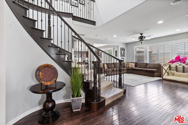 Image 9 of 39 For 7915 Saddletree Court