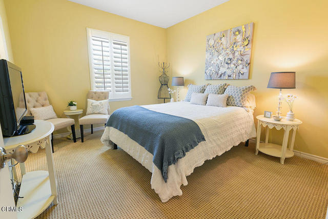 1464 Twin Tides Place, Oxnard CA: https://media.crmls.org/mediaz/68bb9dc9-27d1-45d3-9a53-aca66162e742.jpg