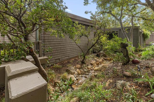 11 Hawk View, Portola Valley CA: https://media.crmls.org/mediaz/68bbb173-972f-45ea-9aeb-ba51c23b4978.jpg