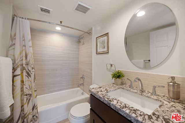 Drew Fenton | 12011 Goshen Avenue Los Angeles CA | MLS: 7095692