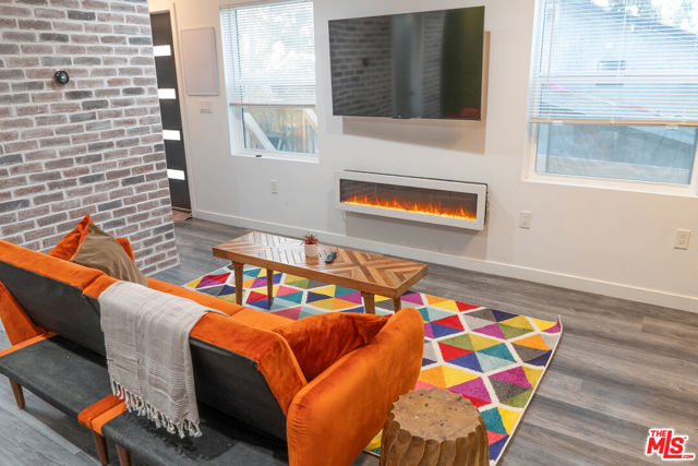 1933 Lemoyne Street, Los Angeles CA: https://media.crmls.org/mediaz/68bbff48-60ac-4aed-8589-e34abcbe2350.jpg