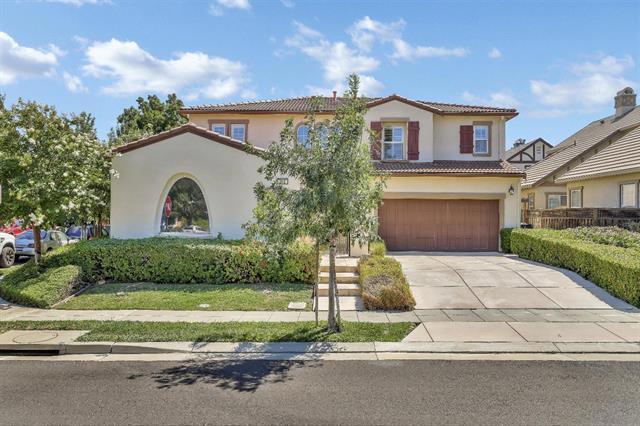 202 W Fauna Avenue, Mountain House CA: https://media.crmls.org/mediaz/68bc25b2-7c18-4475-9dc0-a8c5b09b40ad.jpg