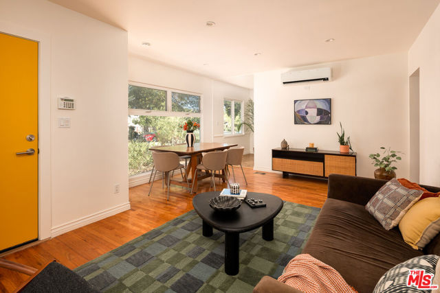 2646 Rich Street photo 4