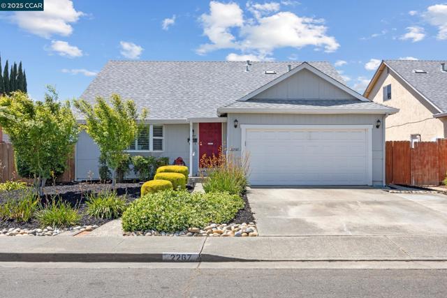 2267 Channing Ct