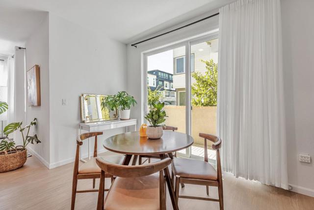 5565 Holly Bay Avenue, Dublin CA: https://media.crmls.org/mediaz/68bd83aa-126a-4c01-af3a-82f8229454ed.jpg