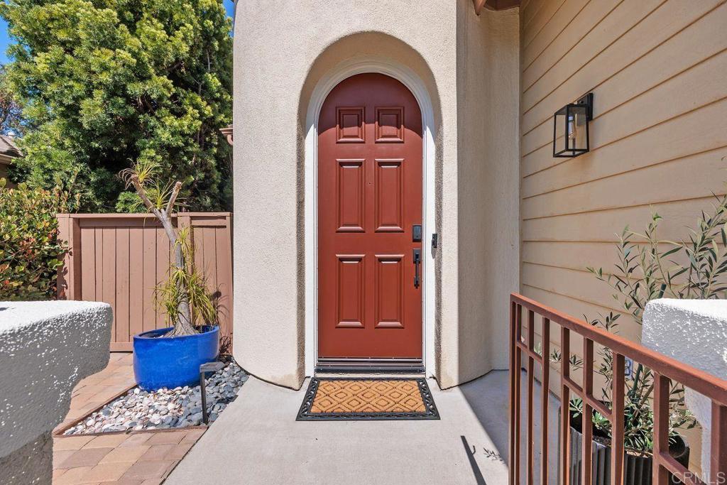 1034 Alexandra Lane - photo 2