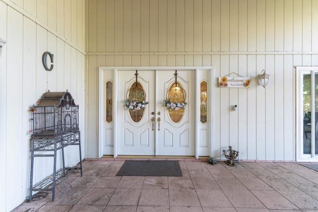 33212 Mill Creek Rd, Pauma Valley CA: https://media.crmls.org/mediaz/68bdf008-51f1-4537-b2d3-6cf256d9008b.jpg