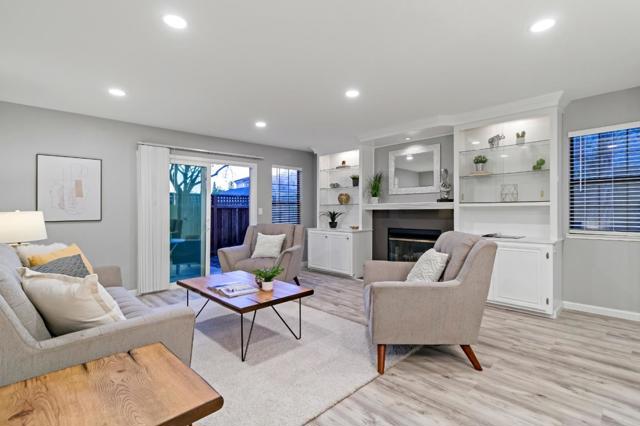 340 W Sunnyoaks Avenue, Campbell CA: https://media.crmls.org/mediaz/68c10a1e-b630-4b5c-a961-dce2e871448c.jpg