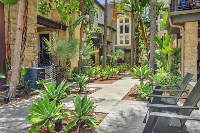 7786 Stylus Dr, San Diego CA: https://media.crmls.org/mediaz/68c4689e-a662-4272-ba25-46e86f88fbe9.jpg