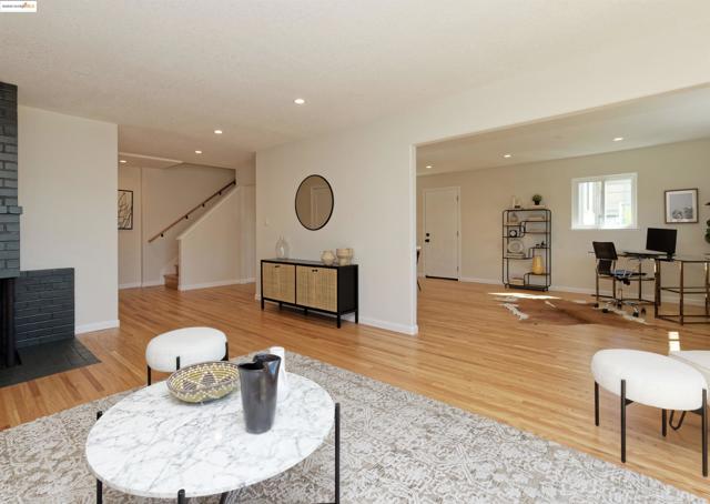 Image 17 of 30 For 2093 Braemar Rd