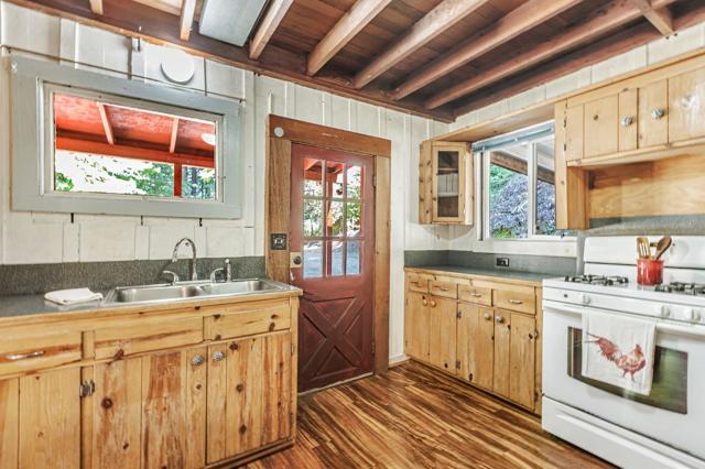 133 Western Avenue, Brookdale CA: https://media.crmls.org/mediaz/68c550c8-f3ff-4c7b-974d-61220257f97b.jpg