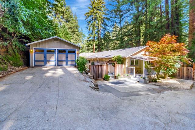 165 Saint Francis Drive, Boulder Creek CA: https://media.crmls.org/mediaz/68c56cad-4954-4686-adb6-bd90023f5ee7.jpg