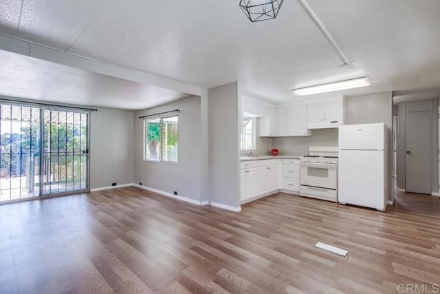 Detail Gallery Image 6 of 25 For 2003 Bayview Heights Dr Spc 157,  San Diego,  CA 92105 - 1 Beds | 1 Baths