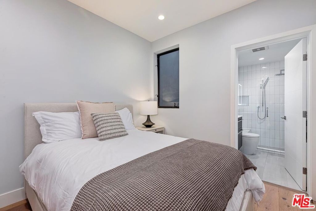 MLS #26749393 image #55