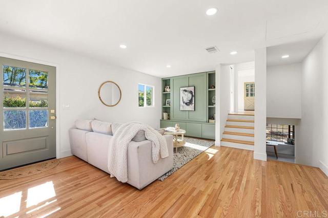 Detail Gallery Image 6 of 49 For 4088 Nabal Dr, La Mesa,  CA 91941 - 4 Beds | 3 Baths