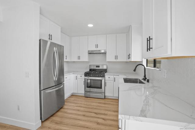Image 9 of 41 For 2642 Alpine Blvd  A