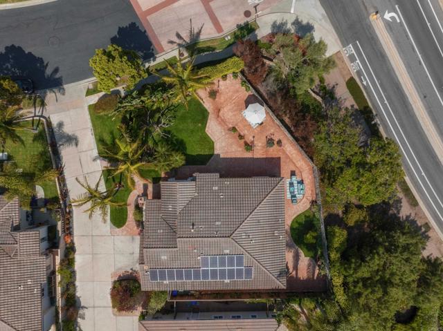 1002 ALEXANDRA LANE, Encinitas CA: https://media.crmls.org/mediaz/68c72c7b-205b-4ef0-9cca-5ca9881f0872.jpg
