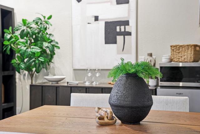 777 6Th Ave, San Diego CA: https://media.crmls.org/mediaz/68c879e0-3dff-4e9b-bd39-8a8a33d37849.jpg