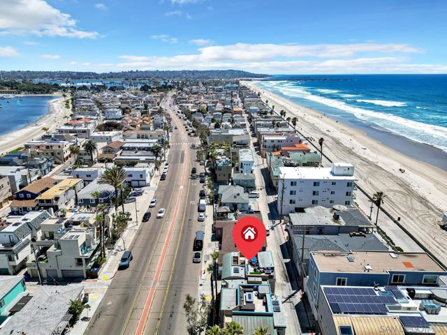 719 Manhattan Ct, San Diego CA: https://media.crmls.org/mediaz/68c8b3b6-5208-4c55-953c-601efced2216.jpg