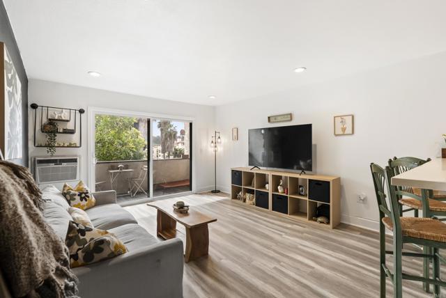 Detail Gallery Image 14 of 43 For 6780 Friars Rd #243,  San Diego,  CA 92108 - 2 Beds | 1 Baths
