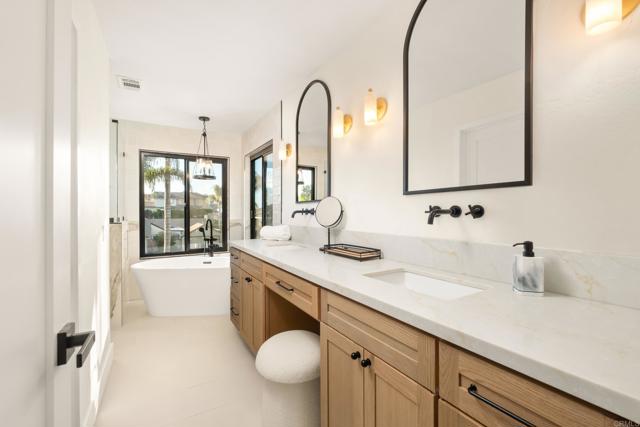 Detail Gallery Image 22 of 31 For 6844 Urubu St, Carlsbad,  CA 92009 - 3 Beds | 3 Baths