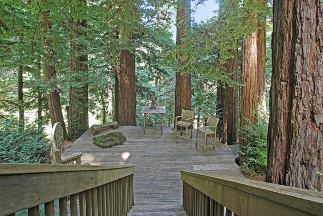 350 Grandview Drive, Woodside CA: https://media.crmls.org/mediaz/68c94418-ac38-4a9d-8214-05170b87df85.jpg