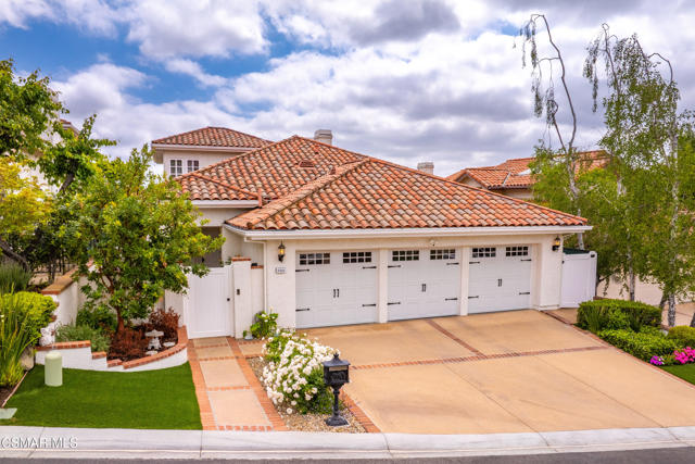 4646 Pine Valley Place, Westlake Village CA: https://media.crmls.org/mediaz/68c959af-5ef3-4561-a37f-eecd4b7a08e3.jpg