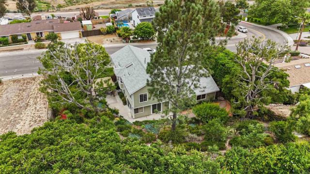 915 Lake Ridge Drive, San Marcos CA: https://media.crmls.org/mediaz/68cb22fd-c773-4dcc-bb58-76e963d0e861.jpg