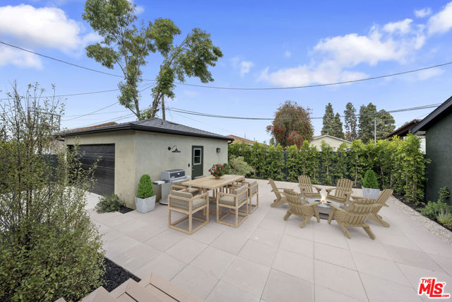 4718 Gaviota Avenue, Long Beach CA: https://media.crmls.org/mediaz/68cb9049-ec35-495d-babd-104545b4e2db.jpg