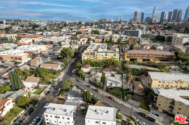 2311 2nd Street, Los Angeles, California 90057, 2 Bedrooms Bedrooms, ,1 BathroomBathrooms,Single Family Residence,For Sale,2nd,24368003