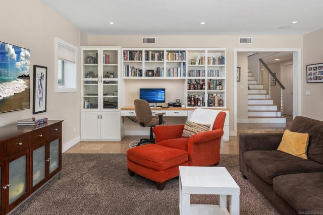 4336 Hill St, San Diego CA: https://media.crmls.org/mediaz/68ccbb87-4065-40a1-9b72-70dc024aac72.jpg
