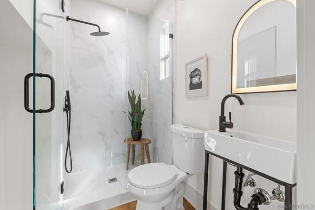 1203 N Normandie Ave, Los Angeles CA: https://media.crmls.org/mediaz/68cd4ce4-299e-4d27-be3a-8c4b4adff80a.jpg