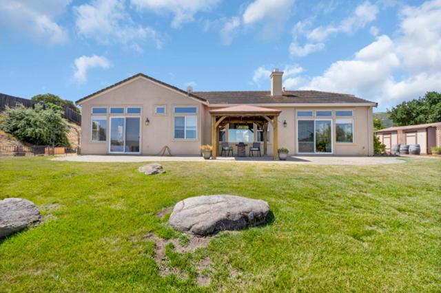 820 Via Vaquero Norte, San Juan Bautista CA: https://media.crmls.org/mediaz/68cdc188-686a-4fb5-8612-20e9f64e904f.jpg