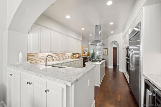 Image 7 of 32 For 7723 Ivanhoe Ave