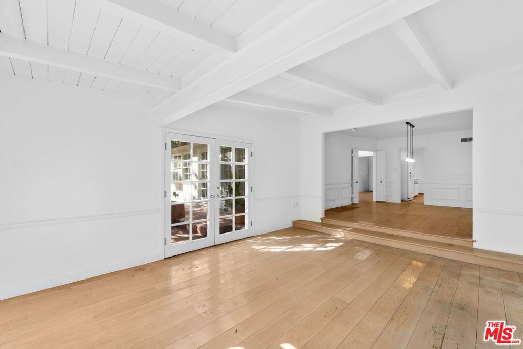 MLS #25606459 image #10