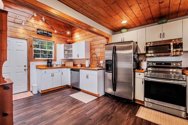 845 Blair Ranch Road, Scotts Valley CA: https://media.crmls.org/mediaz/68cf40a3-0504-40b1-ab10-42cf1db6f584.jpg