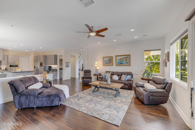 12430 Nelson Road, Moorpark CA: https://media.crmls.org/mediaz/68d03094-fec8-4099-b956-78214e5796f5.jpg