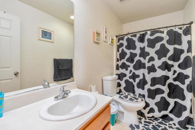 1433 Brahma Street, Patterson CA: https://media.crmls.org/mediaz/68d0e93d-c5b5-4150-bbc6-7996716ba151.jpg