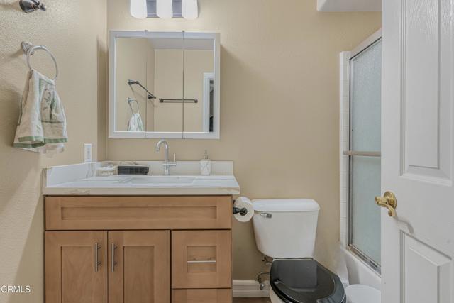 Detail Gallery Image 24 of 38 For 1805 Hillary Ct, Simi Valley,  CA 93065 - 5 Beds | 3 Baths