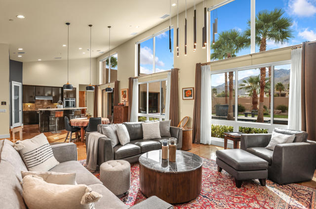 3150 Cody Court, Palm Springs, CA 92264