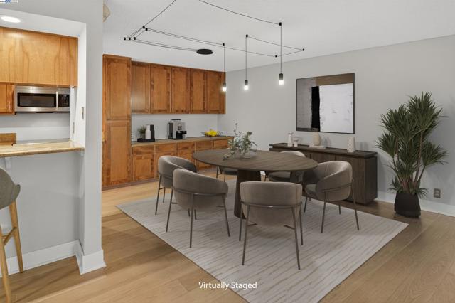 400 Davis St, San Leandro CA: https://media.crmls.org/mediaz/68d1f06f-0cf7-4250-b404-08ef88c94c3c.jpg